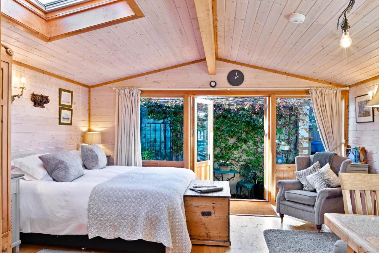 The Lodge - Luxury Lodge With Super King Size Bed, Kitchen & Shower Room Hurstpierpoint Kültér fotó